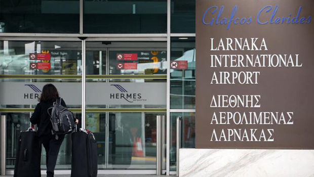 Güney Kıbrıs’a giden turistler otellerde ve turistik tesislerde konaklamıyor