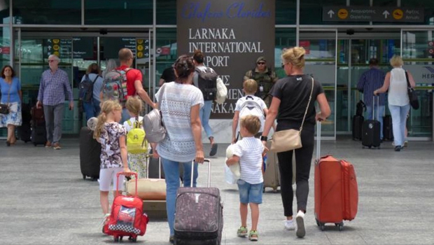 Güney Kıbrıs’a 2023 yılının 11 ayında 3 milyon 700 binden fazla turist gitti