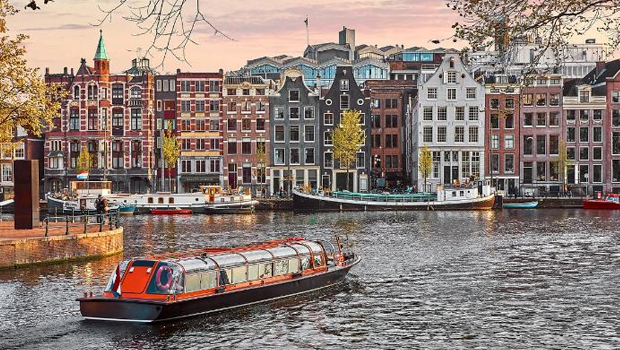 Amsterdam’da yeni otel açılmasına izin verilmeyecek